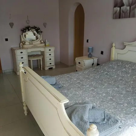 Villa Casa Del Sol 3 Bedroom With Private Solar Covered 12m X 6m Pool Minimum 7 Nights Chromecast And Wifi Throughout The