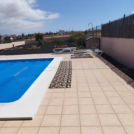 Villa Casa Del Sol 3 Bedroom With Private Solar Covered 12m X 6m Pool Minimum 7 Nights Chromecast And Wifi Throughout The *