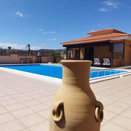 Villa Casa Del Sol 3 Bedroom With Private Solar Covered 12m X 6m Pool Minimum 7 Nights Chromecast And Wifi Throughout The *