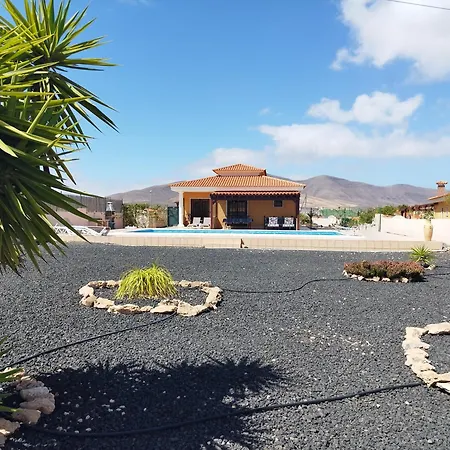 Villa Casa Del Sol 3 Bedroom With Private Solar Covered 12m X 6m Pool Minimum 7 Nights Chromecast And Wifi Throughout The